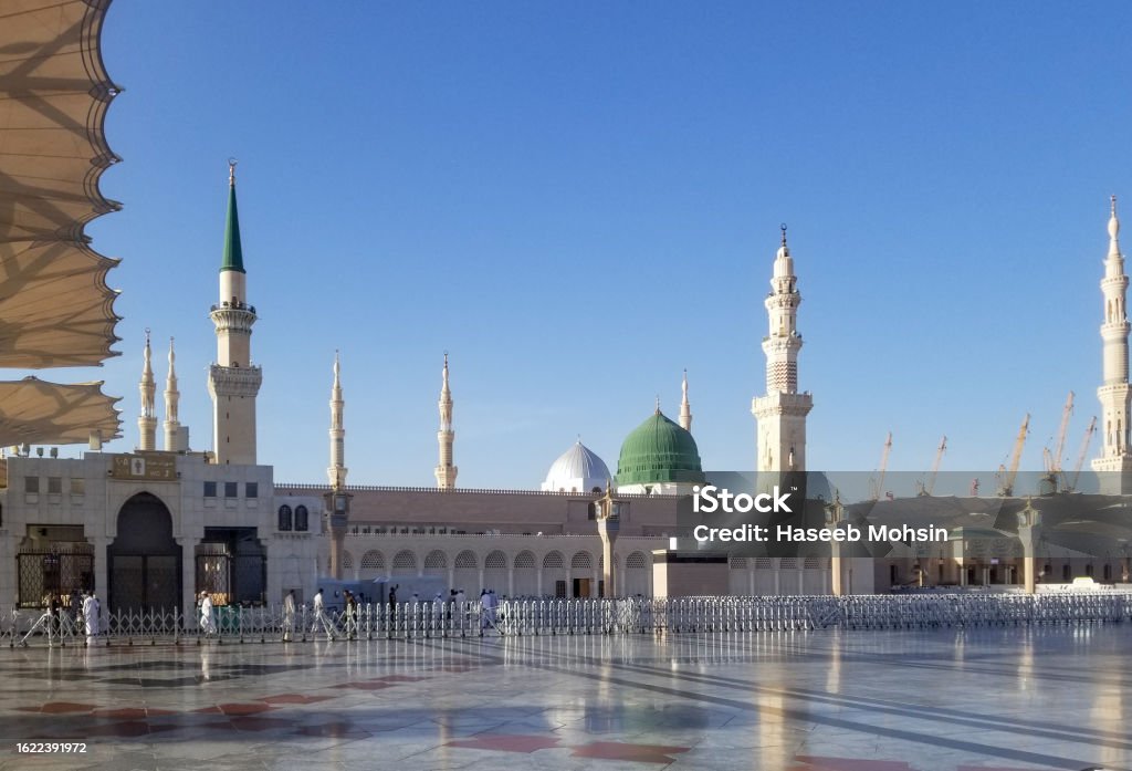 دینی مدارس کے طلبہ کے لیے بین الاقوامی اسکالرشپس: مکمل رہنمائی 